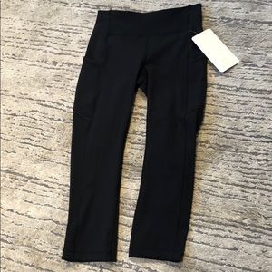 Lululemon Speed Up Crop